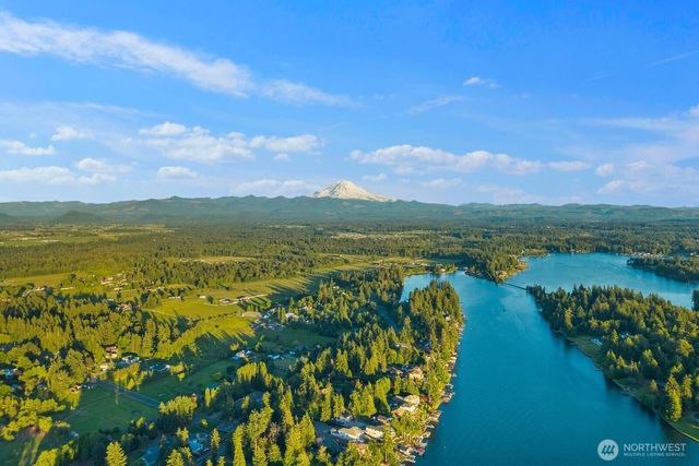3605 214th Avenue E, Lake Tapps, WA 98391