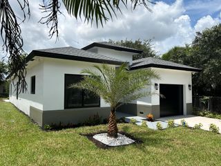 4898 Alberta Avenue, West Palm Beach, FL 33417