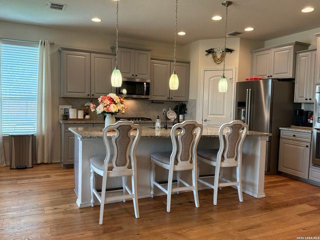 2733 RIDGE PATH DR, New Braunfels, TX 78130