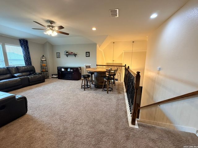 2733 RIDGE PATH DR, New Braunfels, TX 78130