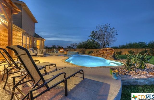 2733 RIDGE PATH DR, New Braunfels, TX 78130