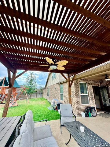 2733 RIDGE PATH DR, New Braunfels, TX 78130