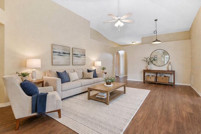 1983 PERIDOT CIRCLE, Kissimmee, FL 34743