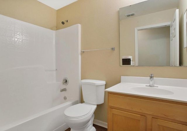 1983 PERIDOT CIRCLE, Kissimmee, FL 34743