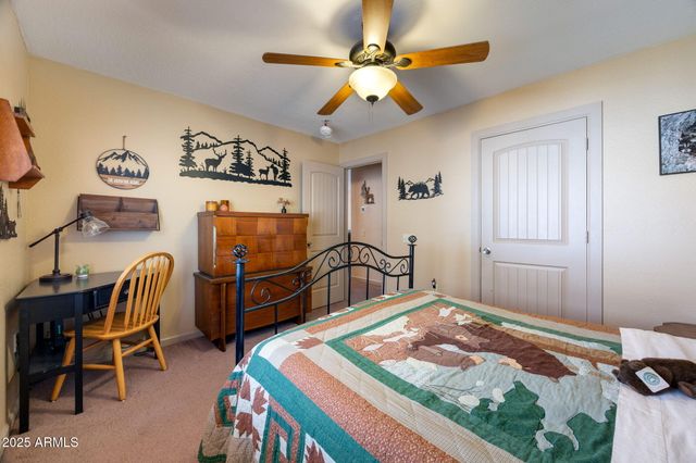 2086 PINEWOOD Drive, Overgaard, AZ 85933