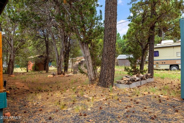 2086 PINEWOOD Drive, Overgaard, AZ 85933