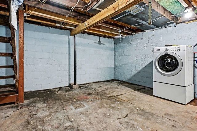 122 S 5th Street, Niles, MI 49120