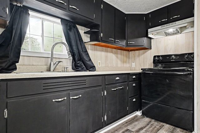 122 S 5th Street, Niles, MI 49120