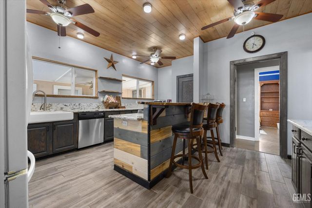 335 D Street, Taft, CA 93268