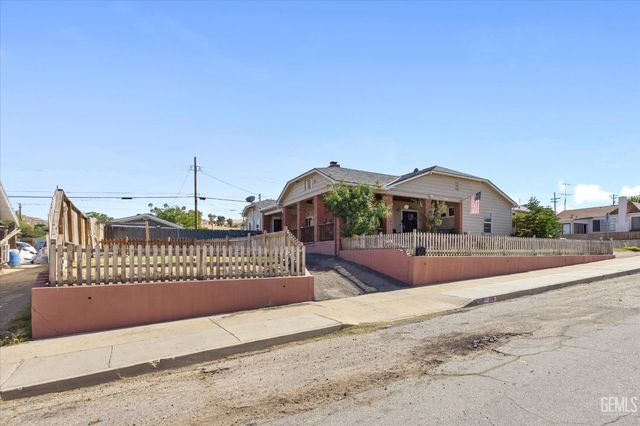 335 D Street, Taft, CA 93268