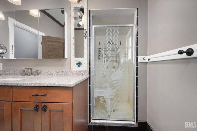 335 D Street, Taft, CA 93268