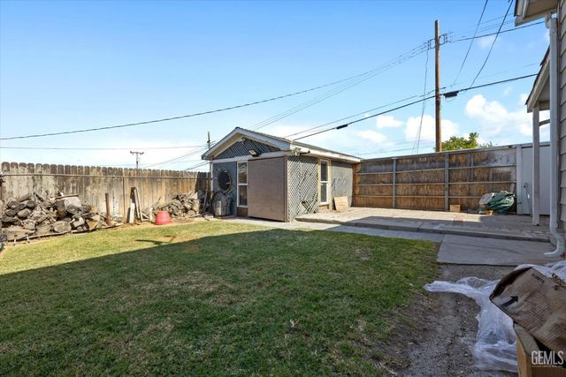 335 D Street, Taft, CA 93268