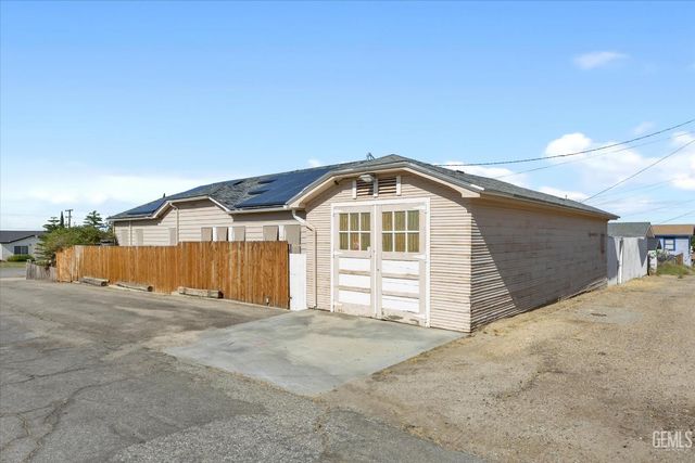 335 D Street, Taft, CA 93268
