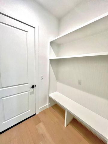 5337 Larkin Street, Houston, TX 77007