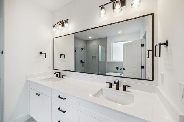 5337 Larkin Street, Houston, TX 77007