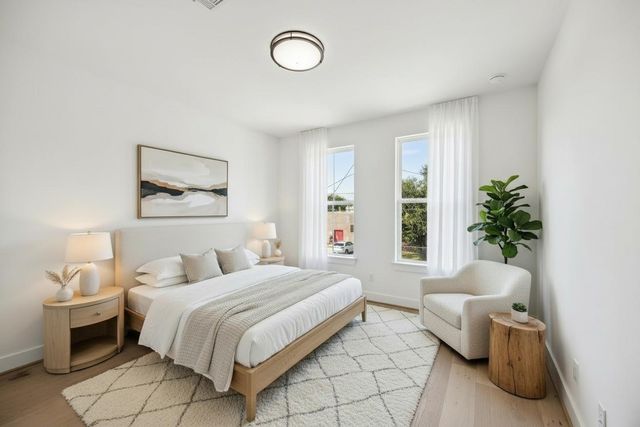 5337 Larkin Street, Houston, TX 77007