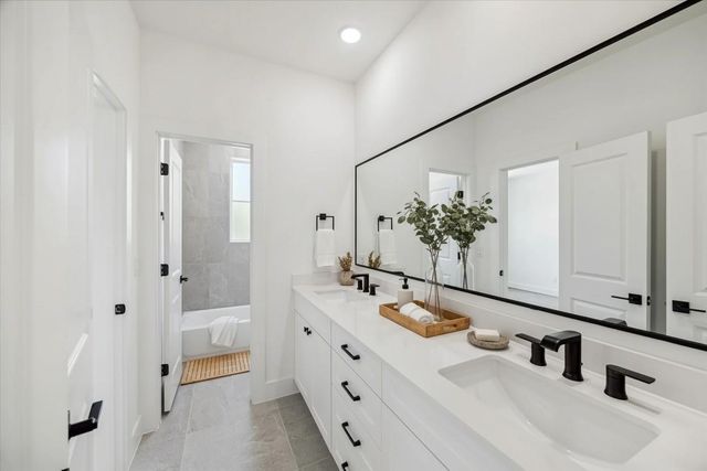 5337 Larkin Street, Houston, TX 77007