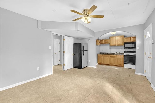 226 Ashland Creek Court, Lawrenceville, GA 30045