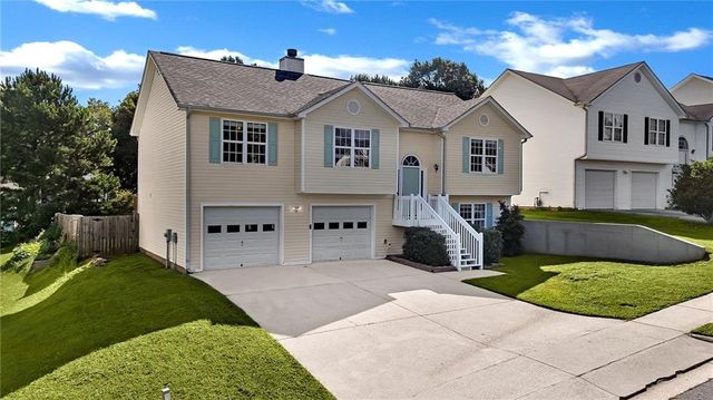226 Ashland Creek Court, Lawrenceville, GA 30045