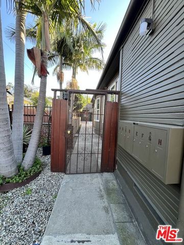 1436 E 4th Street C, Long Beach, CA 90802