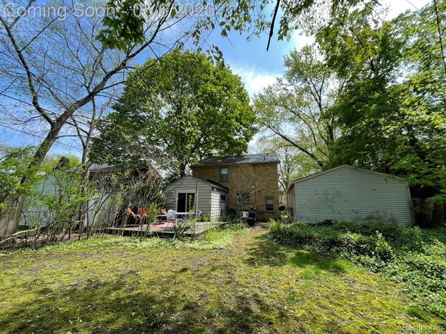 2826 Bamlet Road, Royal Oak, MI 48073