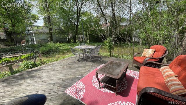 2826 Bamlet Road, Royal Oak, MI 48073