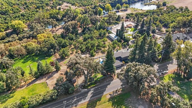 5030 River Rd, Oakdale, CA 95361