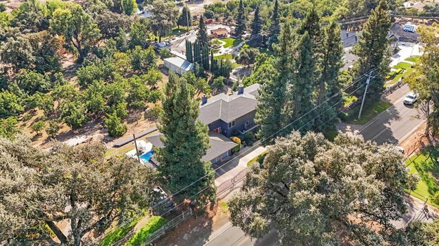 5030 River Rd, Oakdale, CA 95361