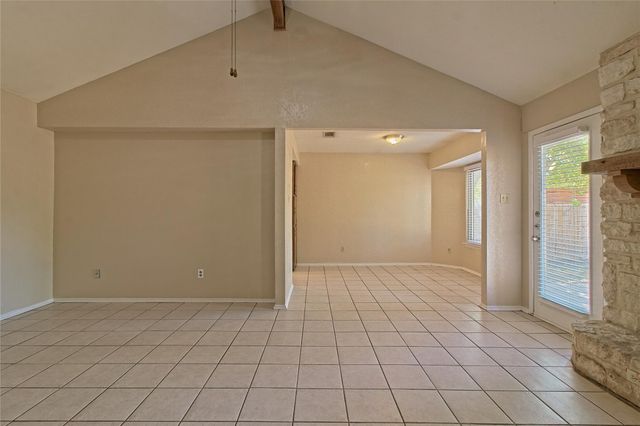 914 Garden Meadow DR, Georgetown, TX 78628