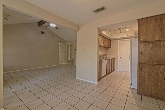 914 Garden Meadow DR, Georgetown, TX 78628