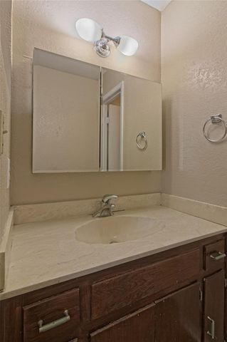 914 Garden Meadow DR, Georgetown, TX 78628