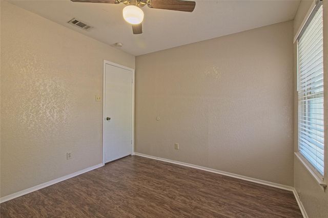 914 Garden Meadow DR, Georgetown, TX 78628
