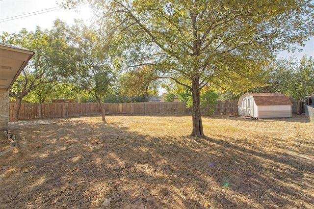 914 Garden Meadow DR, Georgetown, TX 78628