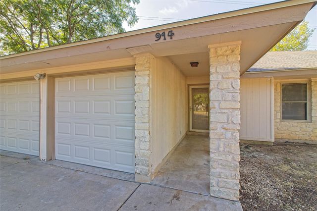 914 Garden Meadow DR, Georgetown, TX 78628