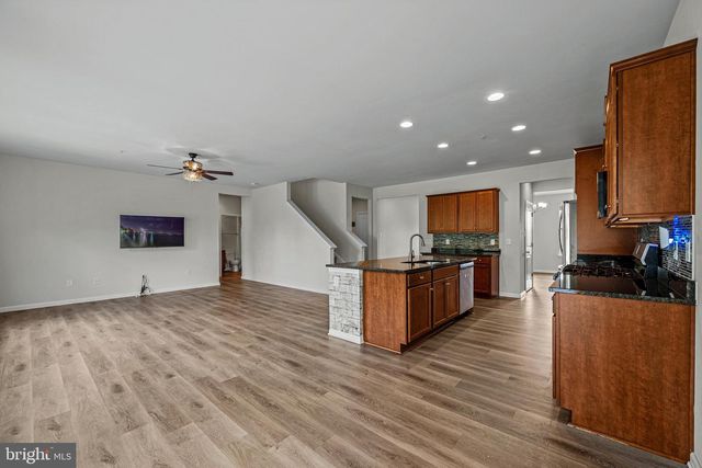 682 STONEGATE RD, Westminster, MD 21157