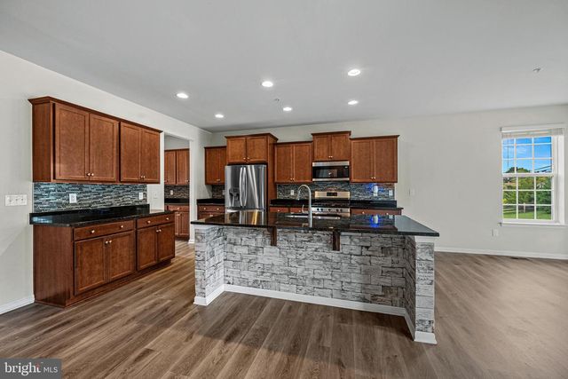 682 STONEGATE RD, Westminster, MD 21157