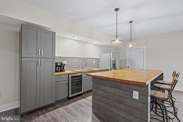 682 STONEGATE RD, Westminster, MD 21157