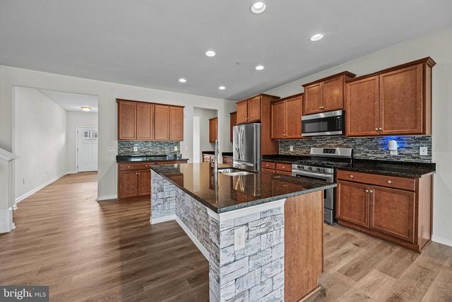 682 STONEGATE RD, Westminster, MD 21157