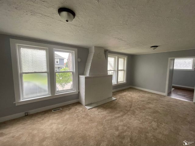 68 Navarre Street, Monroe, MI 48161