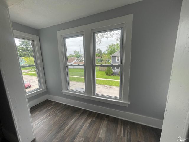 68 Navarre Street, Monroe, MI 48161
