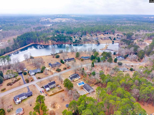 1207 S Fredericksburg Drive, Lugoff, SC 29078