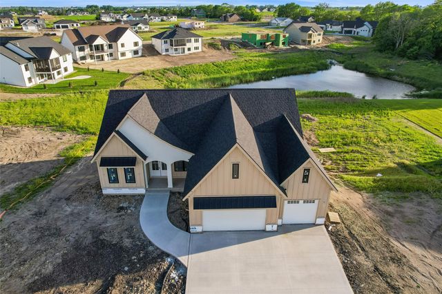 5254 175th Street, Urbandale, IA 50323