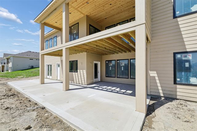 5254 175th Street, Urbandale, IA 50323