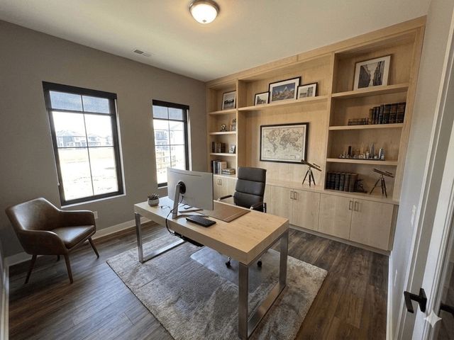 5254 175th Street, Urbandale, IA 50323