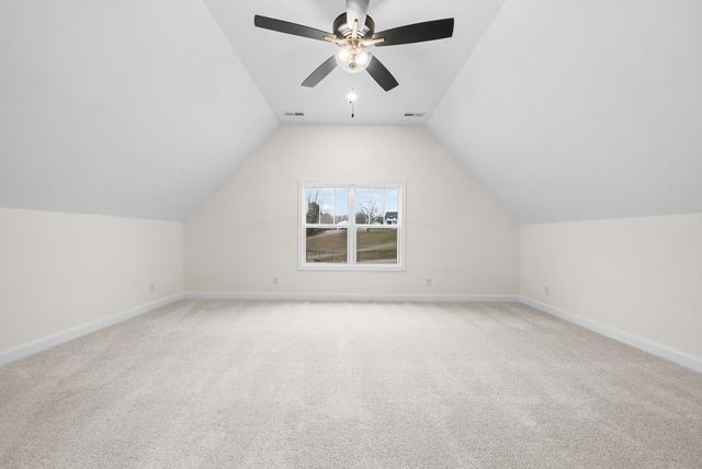 1800 Gholson Rd, Clarksville, TN 37043