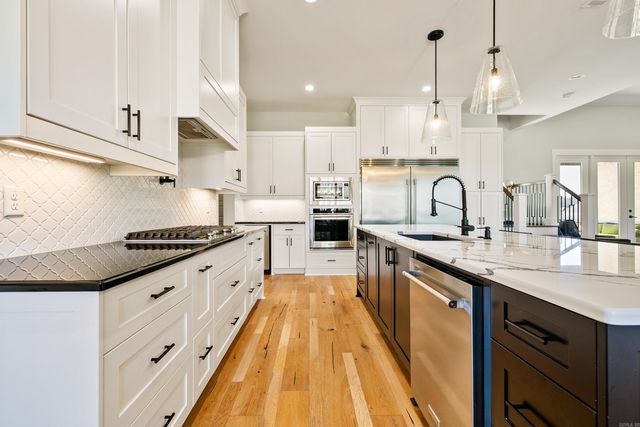 9103 Red Barn Way, Alexander, AR 72002