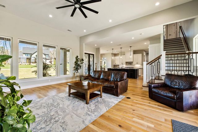 9103 Red Barn Way, Alexander, AR 72002