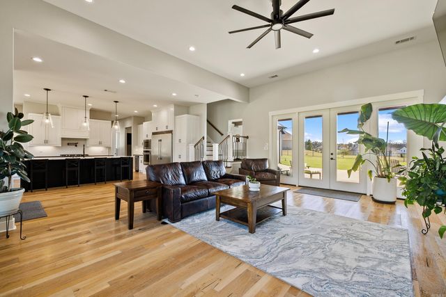 9103 Red Barn Way, Alexander, AR 72002