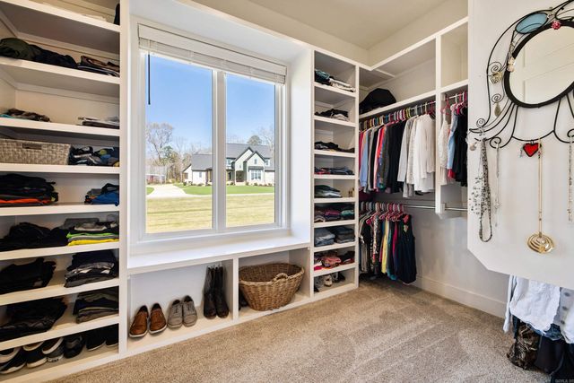 9103 Red Barn Way, Alexander, AR 72002