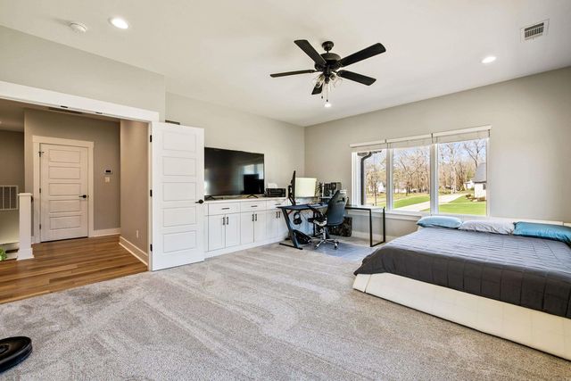 9103 Red Barn Way, Alexander, AR 72002